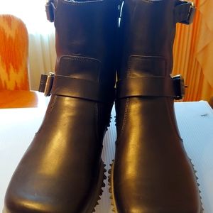 Miu Miu Boots. 7.5 Black
